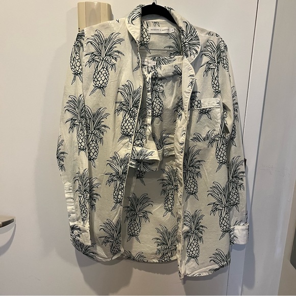 Desmond & Dempsey “Howie” pineapple print cotton pajama set - Picture 3 of 6